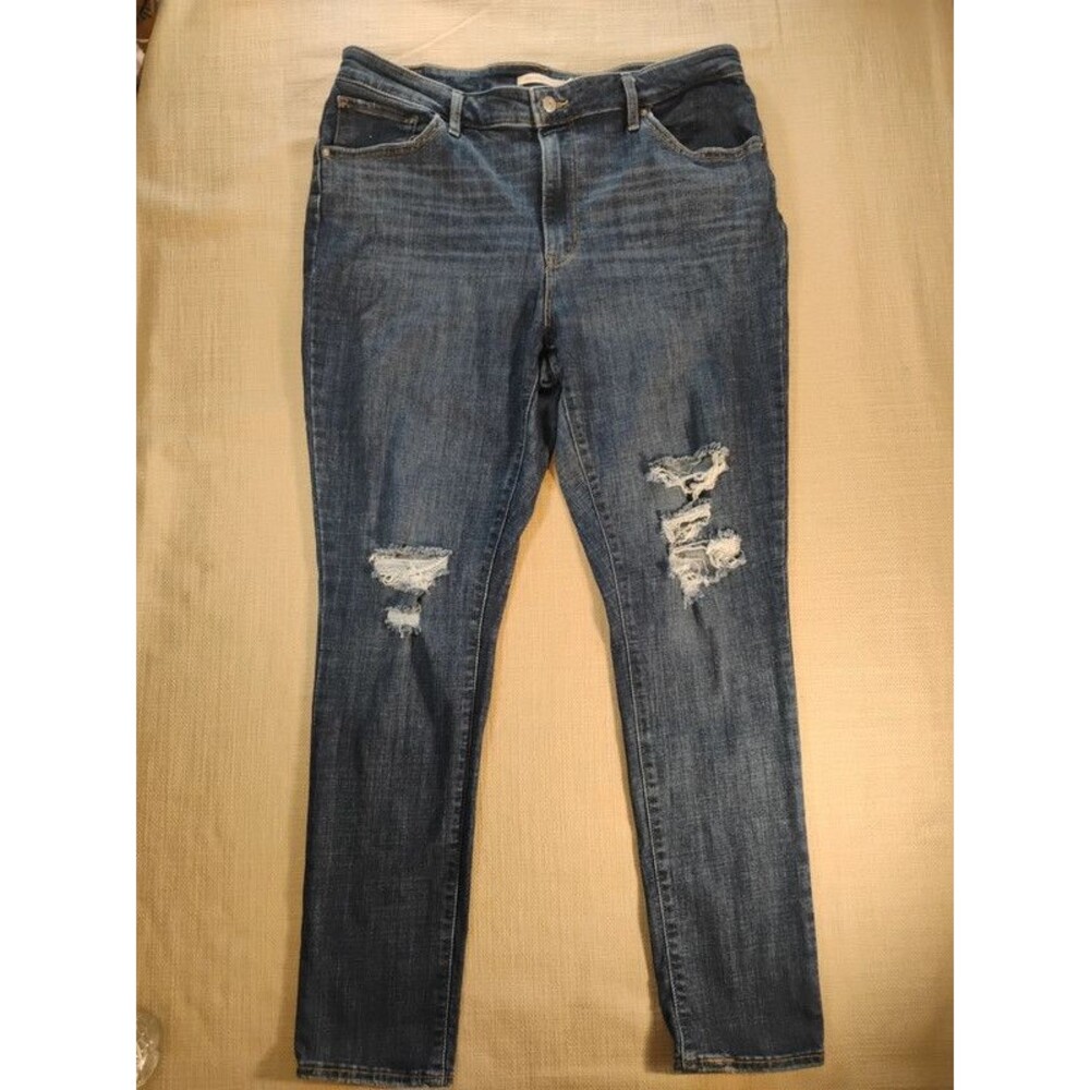 Women's Size 34x30 Levi's